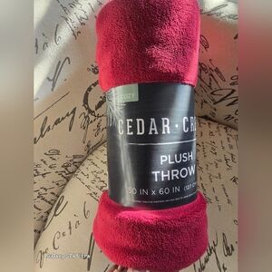 Cedar Creek Red Throw Blanket 50"×60" New